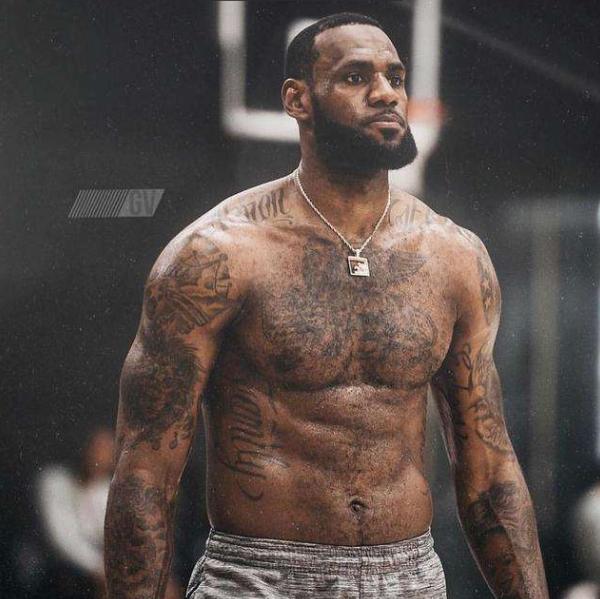 能参与防守 能参与防守